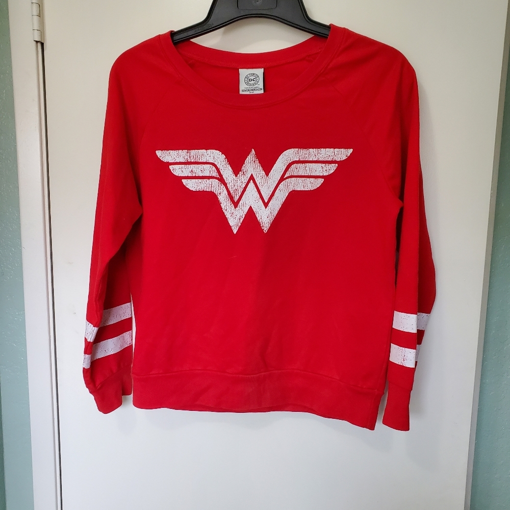 DC Comics Women's Wonder Women Knit Cuff T-shirt Red M (7-9) Long Raglan Sleeve